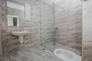 Отель Hotel Dapčević Цетине Четырехместный номер "Комфорт"-1