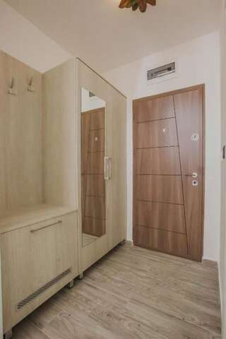 Отель Hotel Dapčević Цетине Двухместный номер с 1 кроватью или 2 отдельными кроватями и собственной ванной комнатой-26